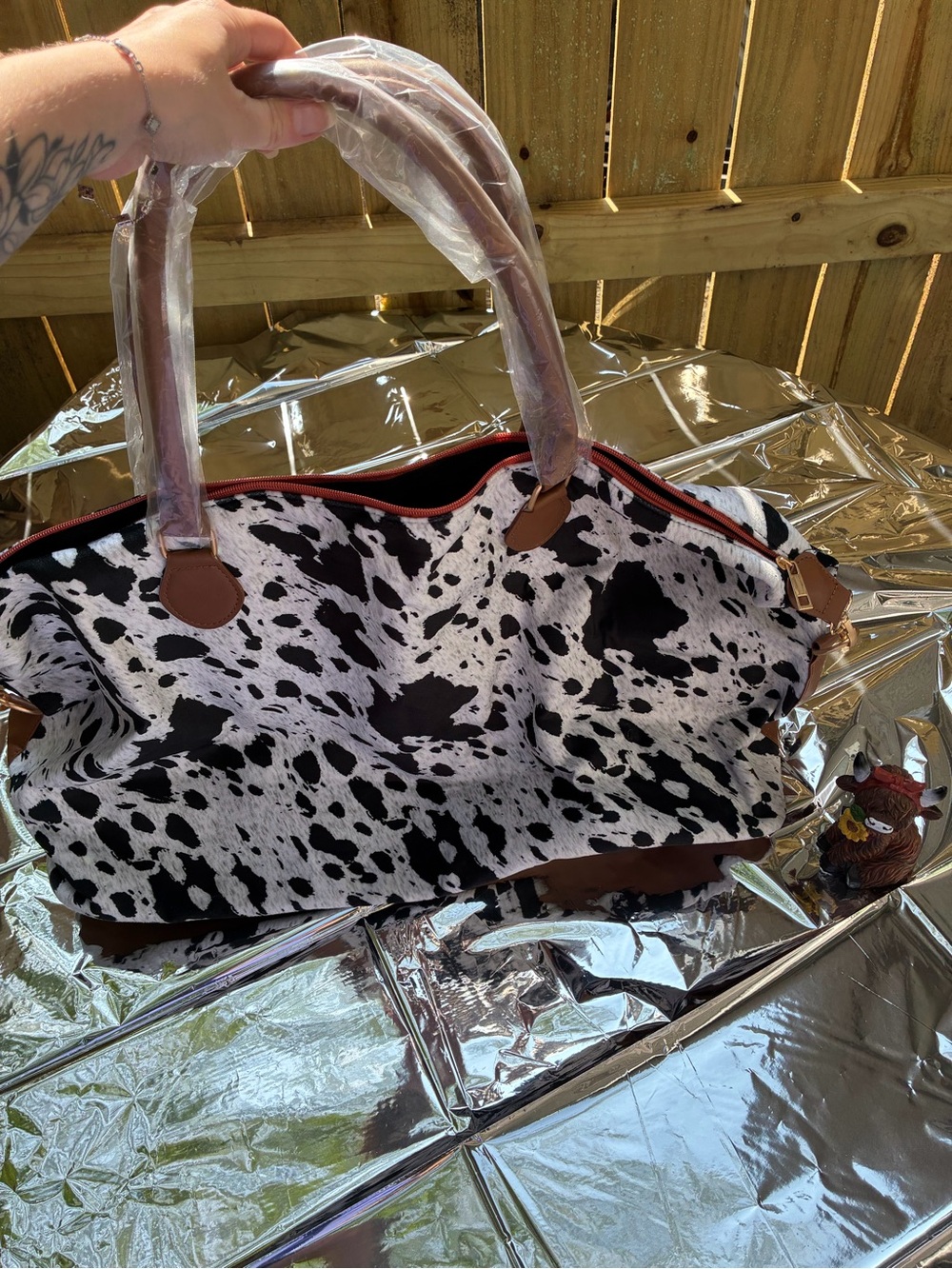 Black-and-White Spotted Travel Tote with Brown Handles